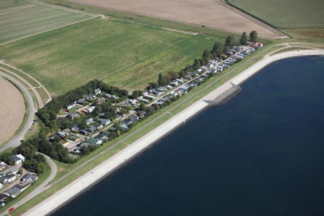 Stacaravan Zeeland Poortvliet Buitenkant foto