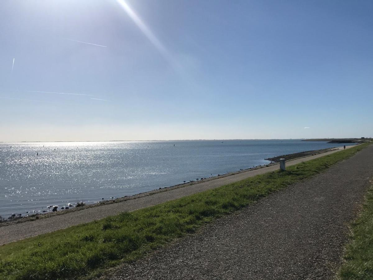 Stacaravan Zeeland Poortvliet Buitenkant foto